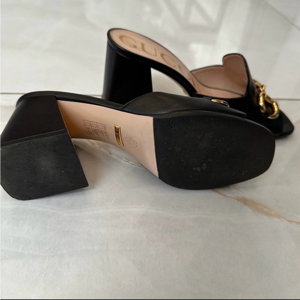 Gucci Black Leather Gold Horsebit Block Heel Mules - Picture 5 of 7